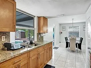 545 NW 46th Ave — Photo 9