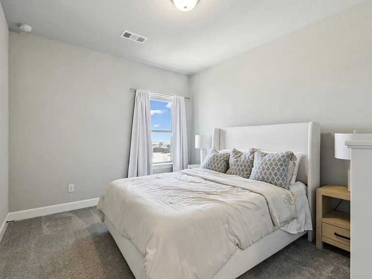 2121 Tolleson Dr — Photo 24