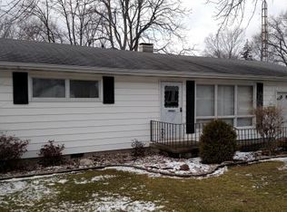 820 N Long St, Shelbyville, IL 62565