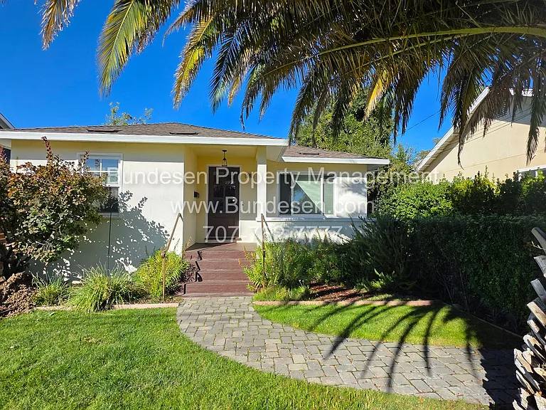 340 Church St — Photo 1