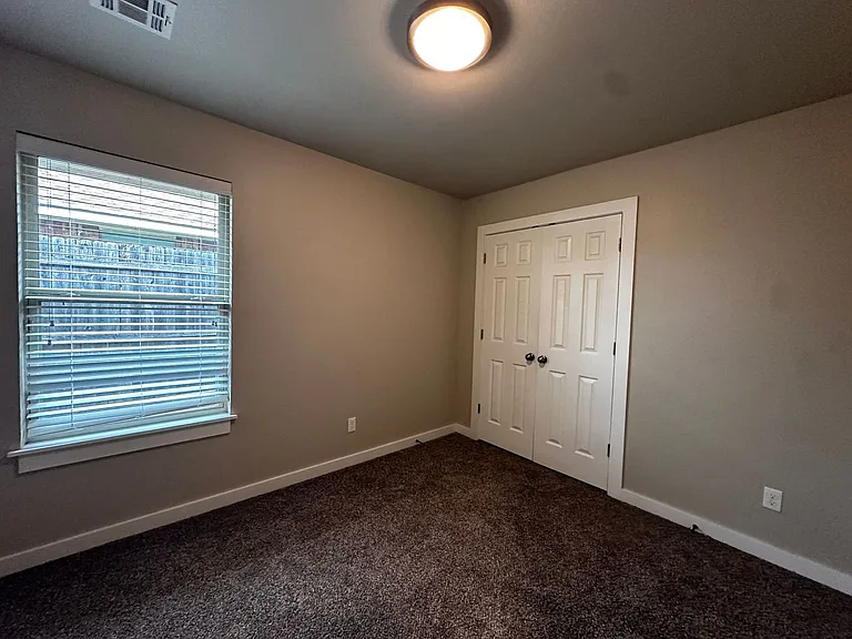 1419 Macalpine St — Photo 29
