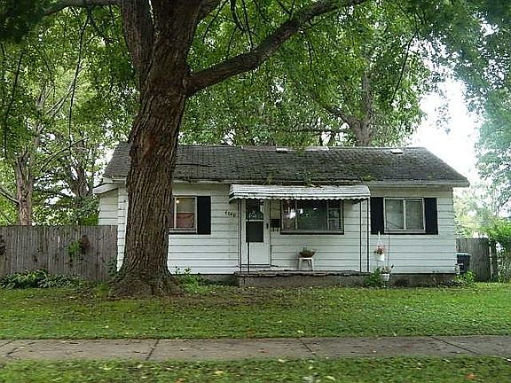 2nd image of 6040 Wilkie St