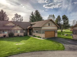 37 Bellflower Ct, Blanchard, ID 83804