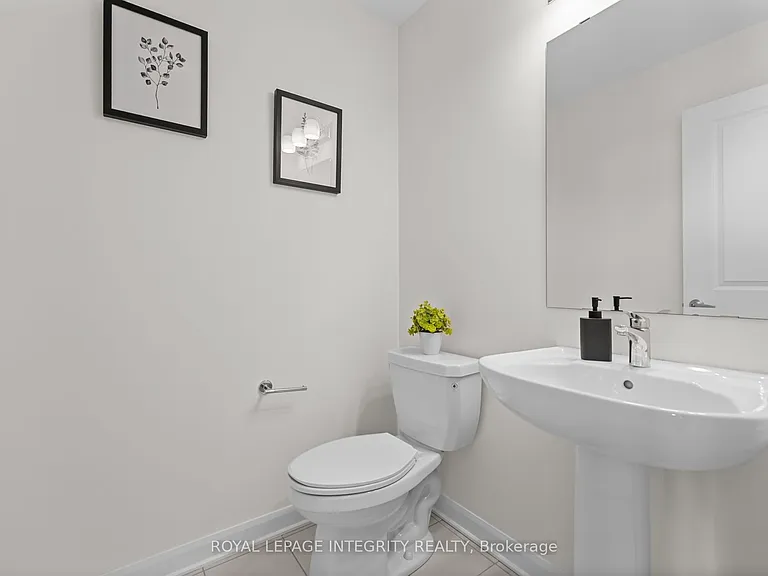 166 Invention Blvd — Photo 17