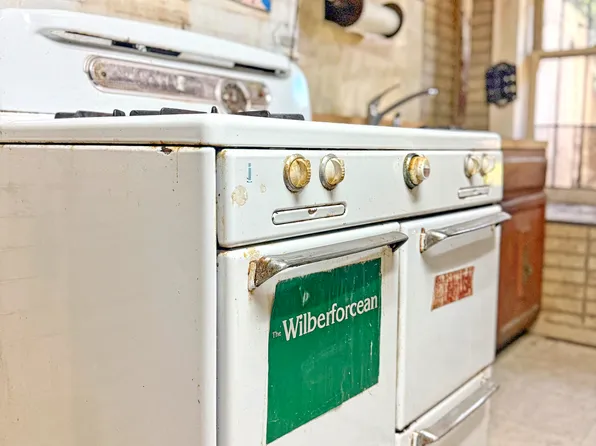 426 Mac Donough Street image 45 of 55