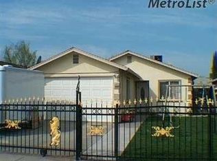 6055 Preakness Dr, Riverbank, CA 95367