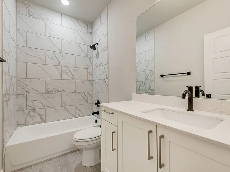 6846 Florence Dr — Photo 16