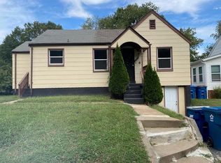 7027 Roslyn Dr, Saint Louis, MO