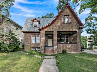 1004 S Webster Ave, Green Bay, WI 54301