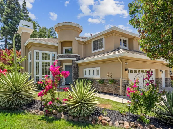 418 Golf Ct, Walnut Creek, CA 94598