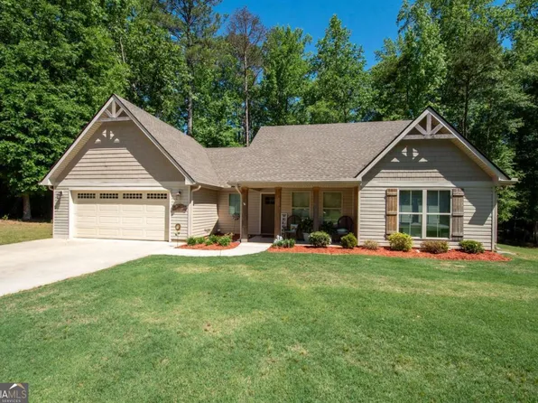 129 Wellington Dr, Lagrange, GA 30240