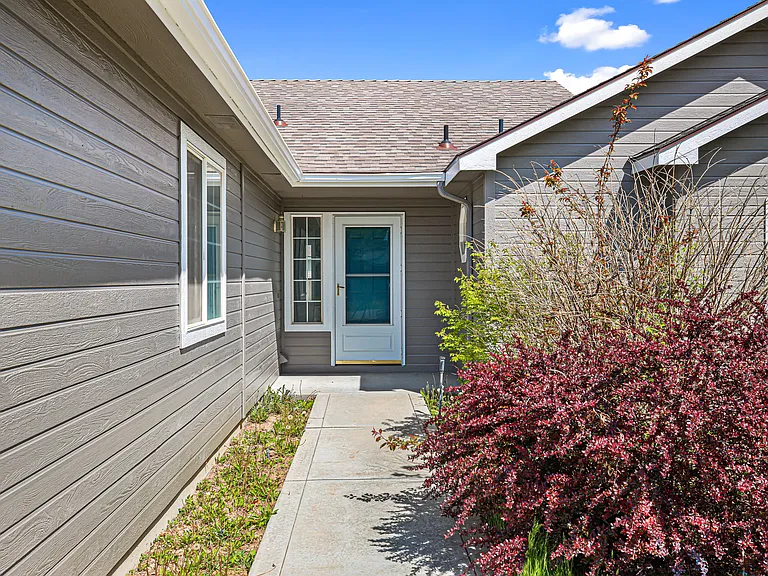 658 N Katie Way — Photo 5