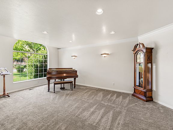 3rd image of 11831 S Hidden Valley Club Dr
