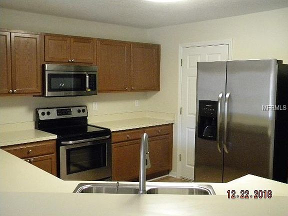 2nd image of 10911 Kensington Park Ave