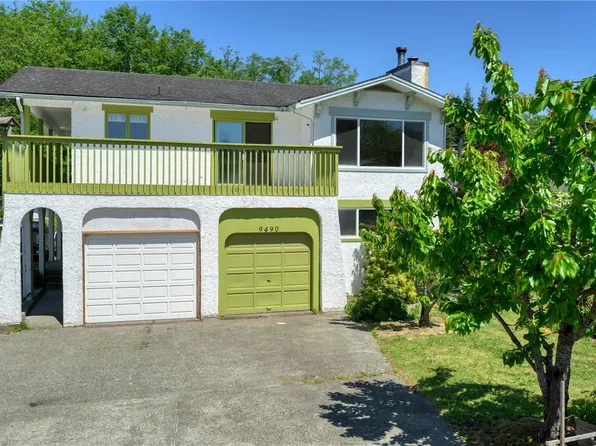 9490 Mayors Way, Pt Hardy, BC V0N 2P0