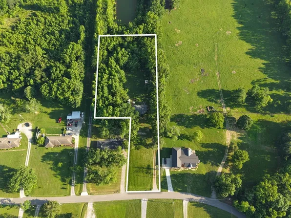 6727 Tinnin Rd, Goodlettsville, TN 37072