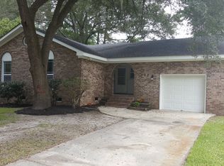 125 Terry Ave, Summerville, SC 29485