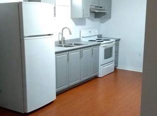 6472 Seaver Rd, Mississauga, ON L5V 2H9