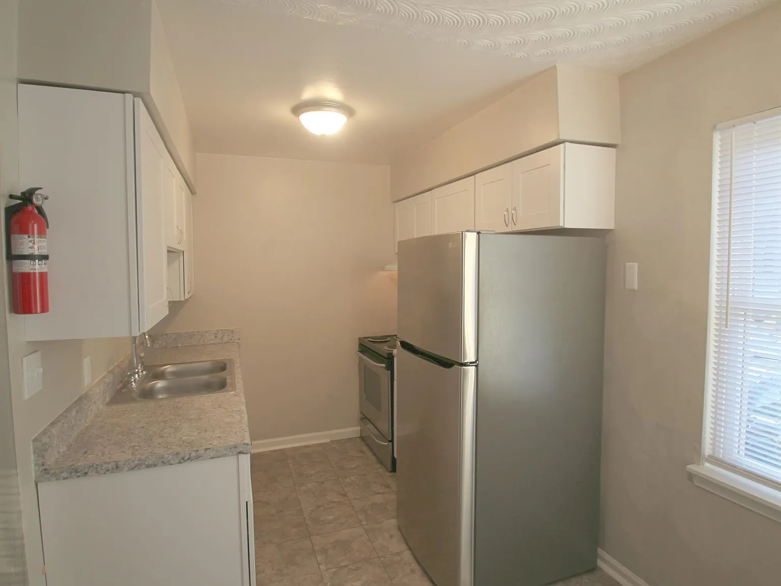 4th Bay — Photo 2