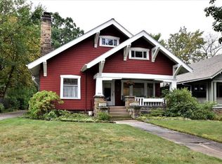 2914 Hampshire Rd, Cleveland Heights, OH 44118