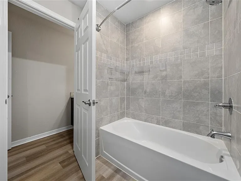 445 Silverbell Trl — Photo 28