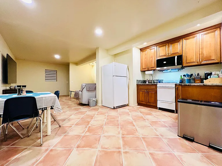 4477 Meadowlark Ln #A — Photo 6