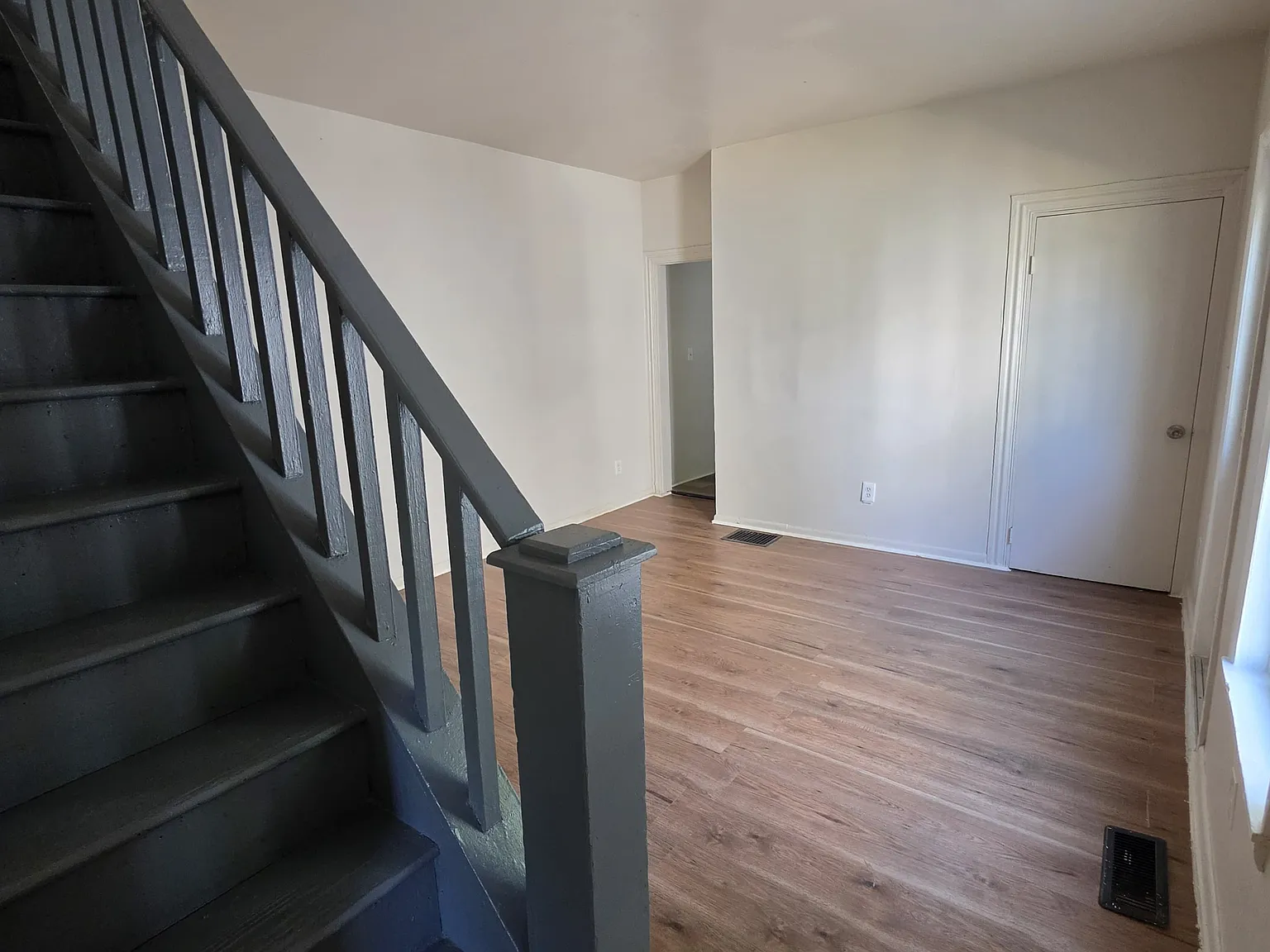 3 bed, $1,995 — Photo 2