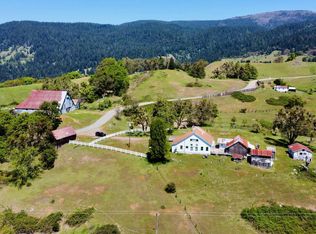 465 Zenia Bluff Rd, Zenia, CA 95595