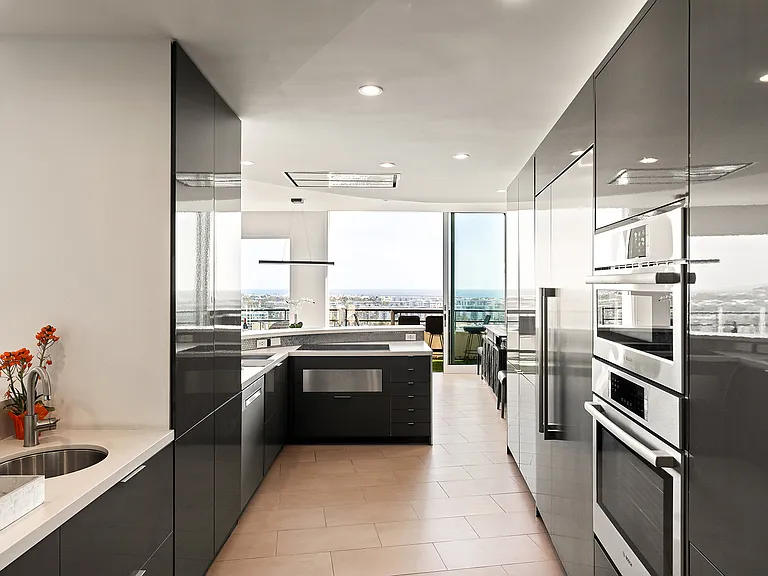 4314 Marina City Dr #Penthouse 18 — Photo 9