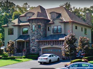 108 Reagan Ct, Lakewood, NJ