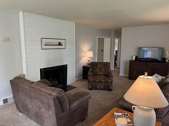 5th image of 1105 Lundvall Ave