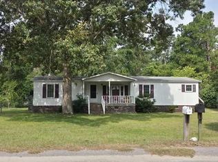 106 Richardson St, Bonneau, SC 29431