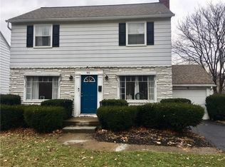 90 Lattimore Rd, Rochester, NY 14620