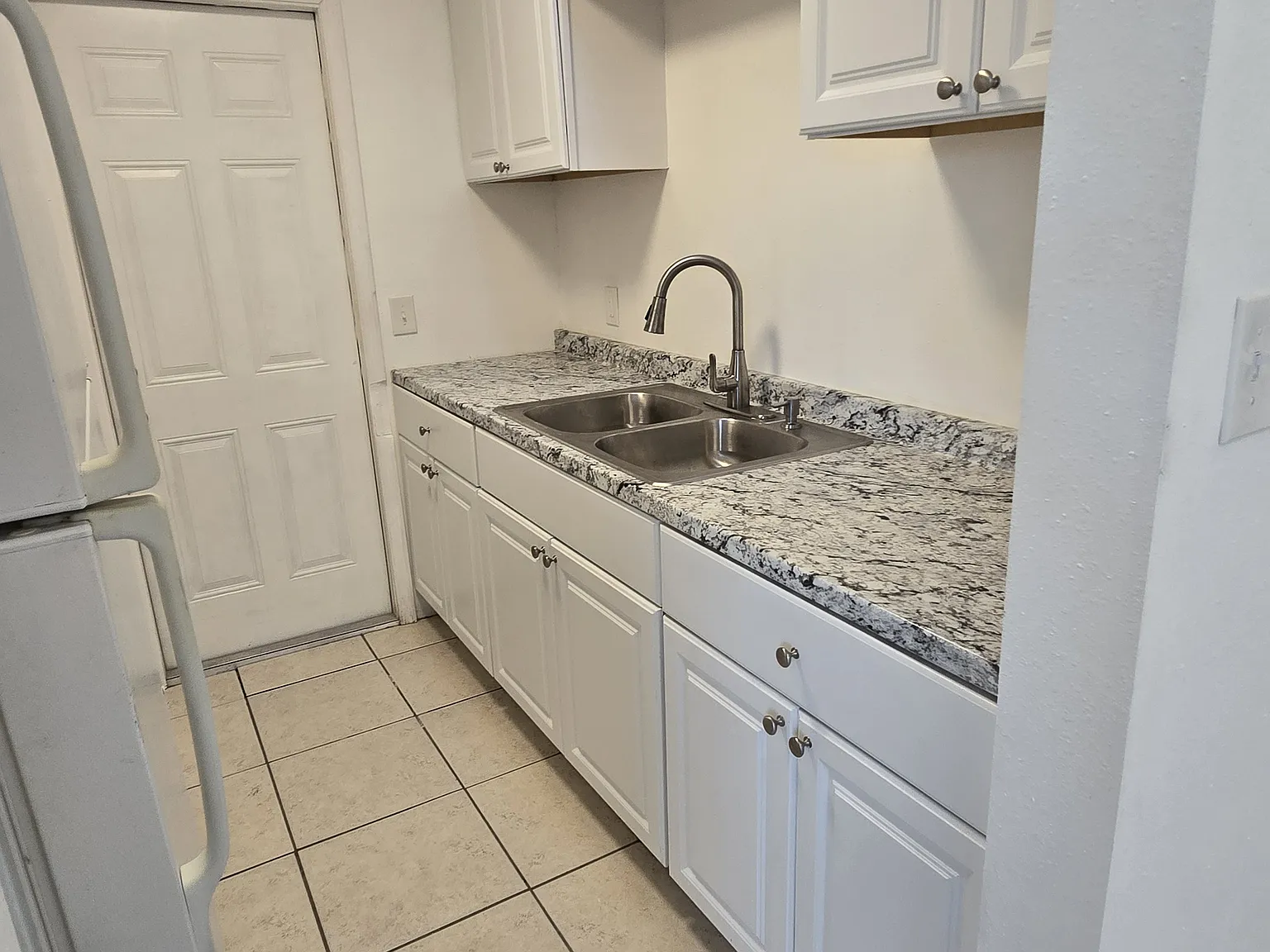 1 bed, 540 sqft, $985 — Photo 4