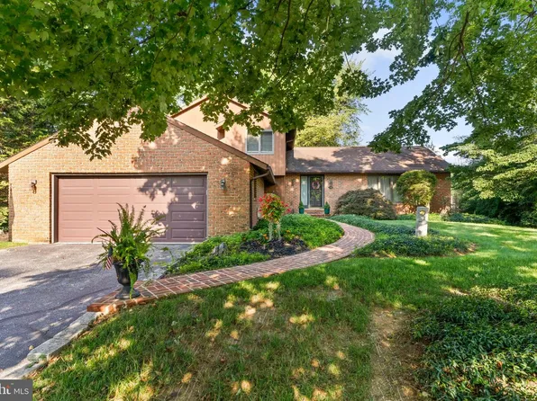 1306 Bosler Pl, Carlisle, PA 17013