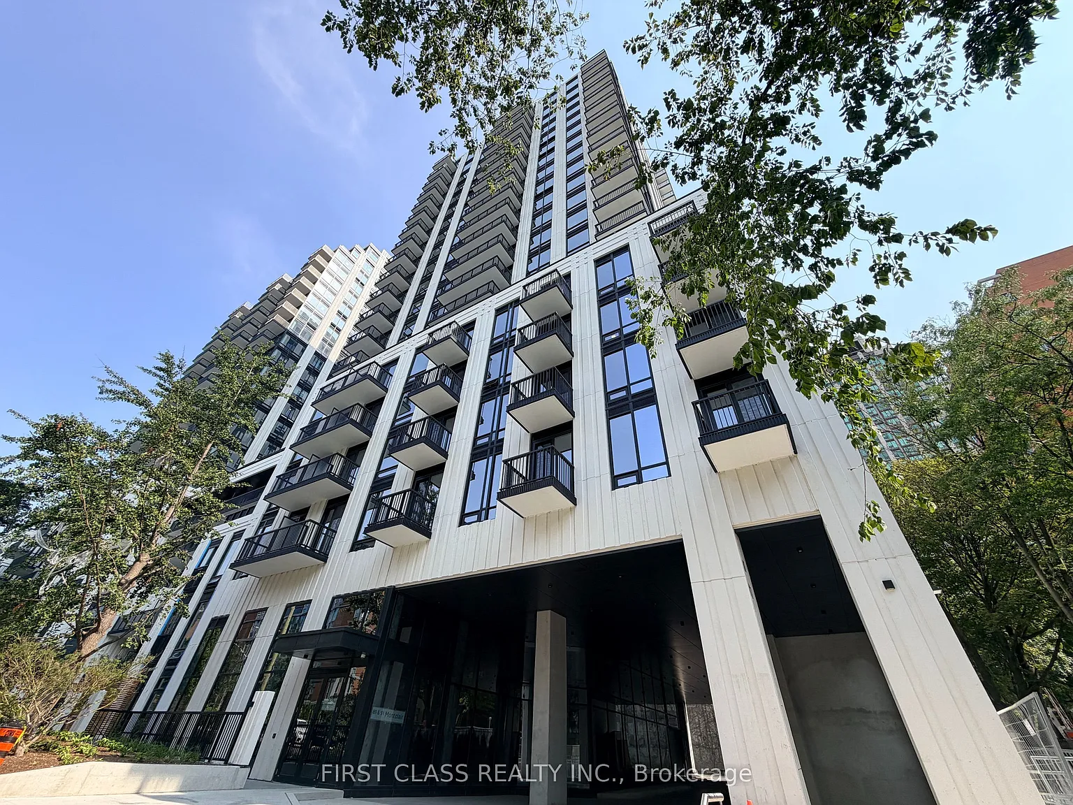 2 bed, $3,100 — Photo 1