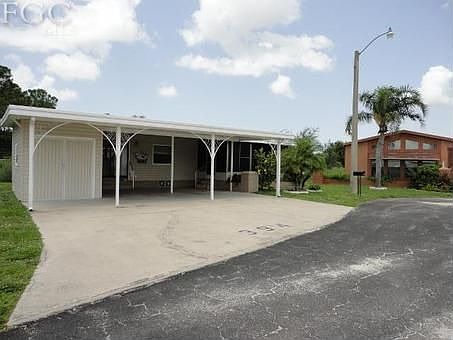 1st image of 394 Snead Dr