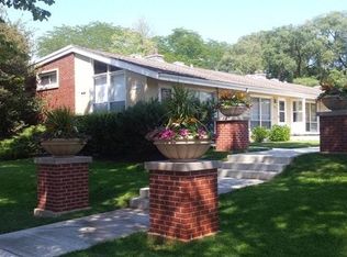 440 Ridge Rd, Wilmette, IL 60091