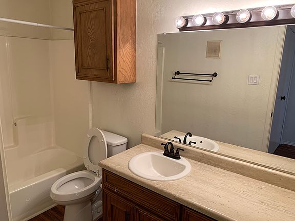 4th image of 475 Industrial Dr W #310