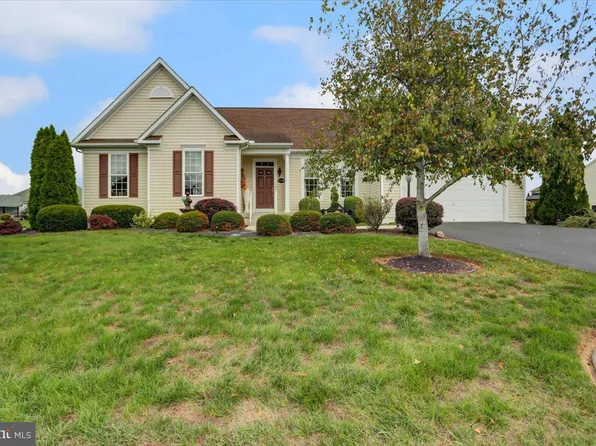 2353 Somerset Rd #111, Chambersburg, PA 17202