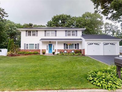 9 Crescent St, Selden, NY, 11784