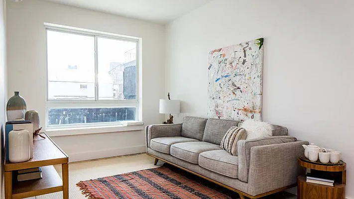 Rented by Nooklyn NYC LLC | media 34