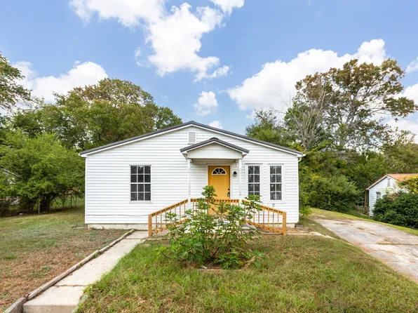 419 Pine Ln, Anniston, AL 36206