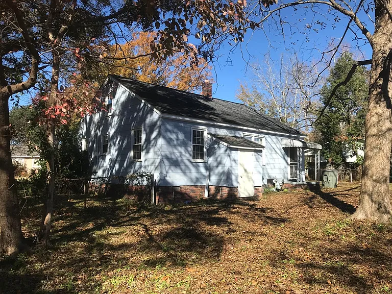 1221 Eastwood Ave — Photo 22