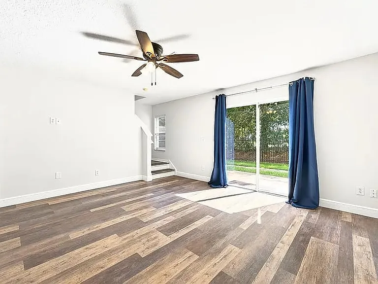 12769 Lexington Summit St — Photo 20