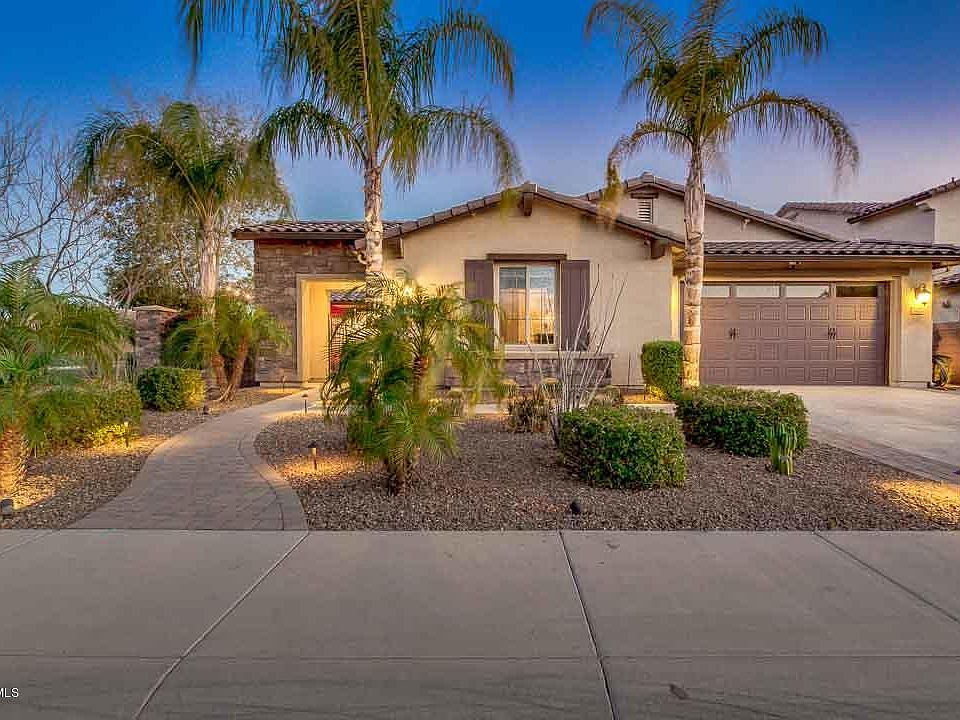 1st image of 2487 E Tonto Dr