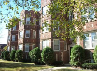 741-747 S Clarence Ave #747-1, Oak Park, IL 60304