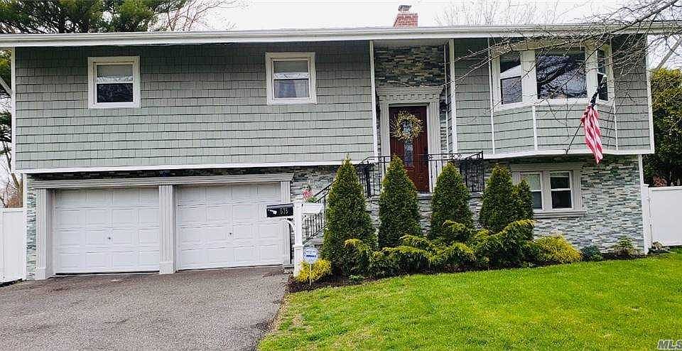1st image of 578 Higbie Ln