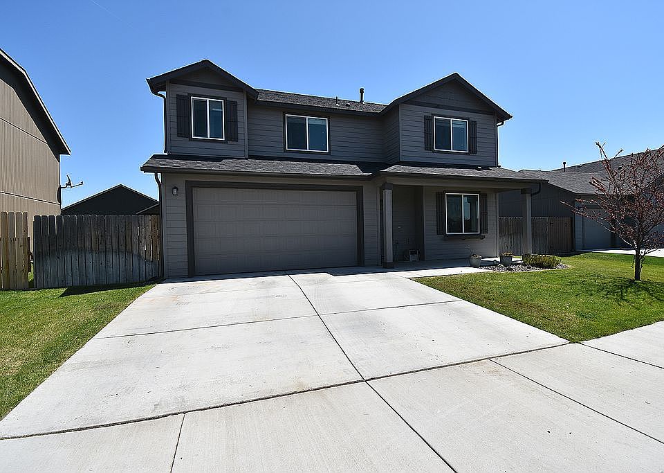 1461 SW Greeley Street
