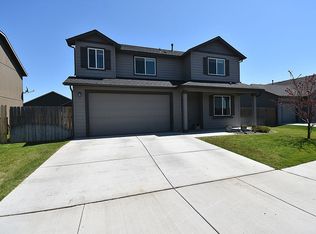 1461 SW Greeley St, College Place, WA 99324